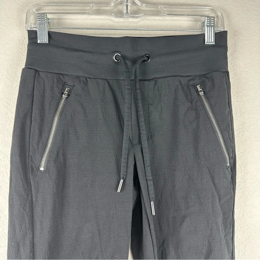 Athleta Black Trekkie North Athletic Athleisure Joggers Pants Size 0